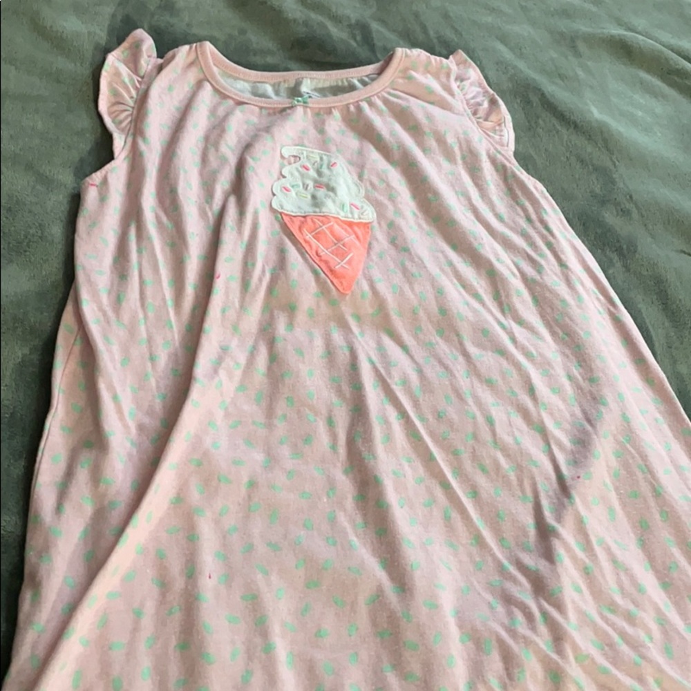 Children’s night gown